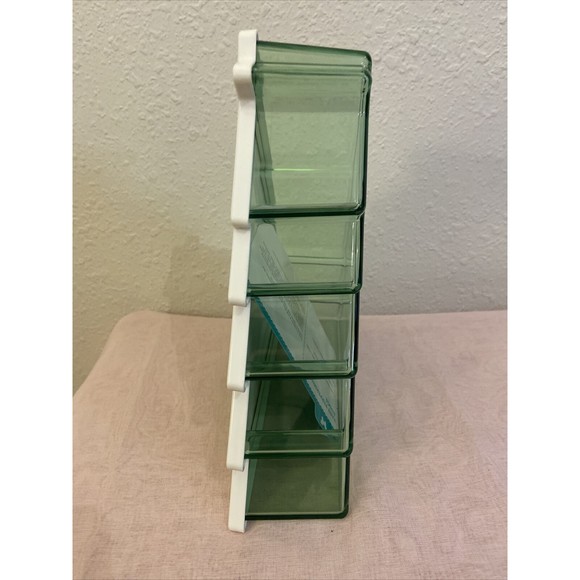 The Pioneer Woman Christmas Tree Shaped Treats Cookies Green Plastic Con… - Picture 3 of 3